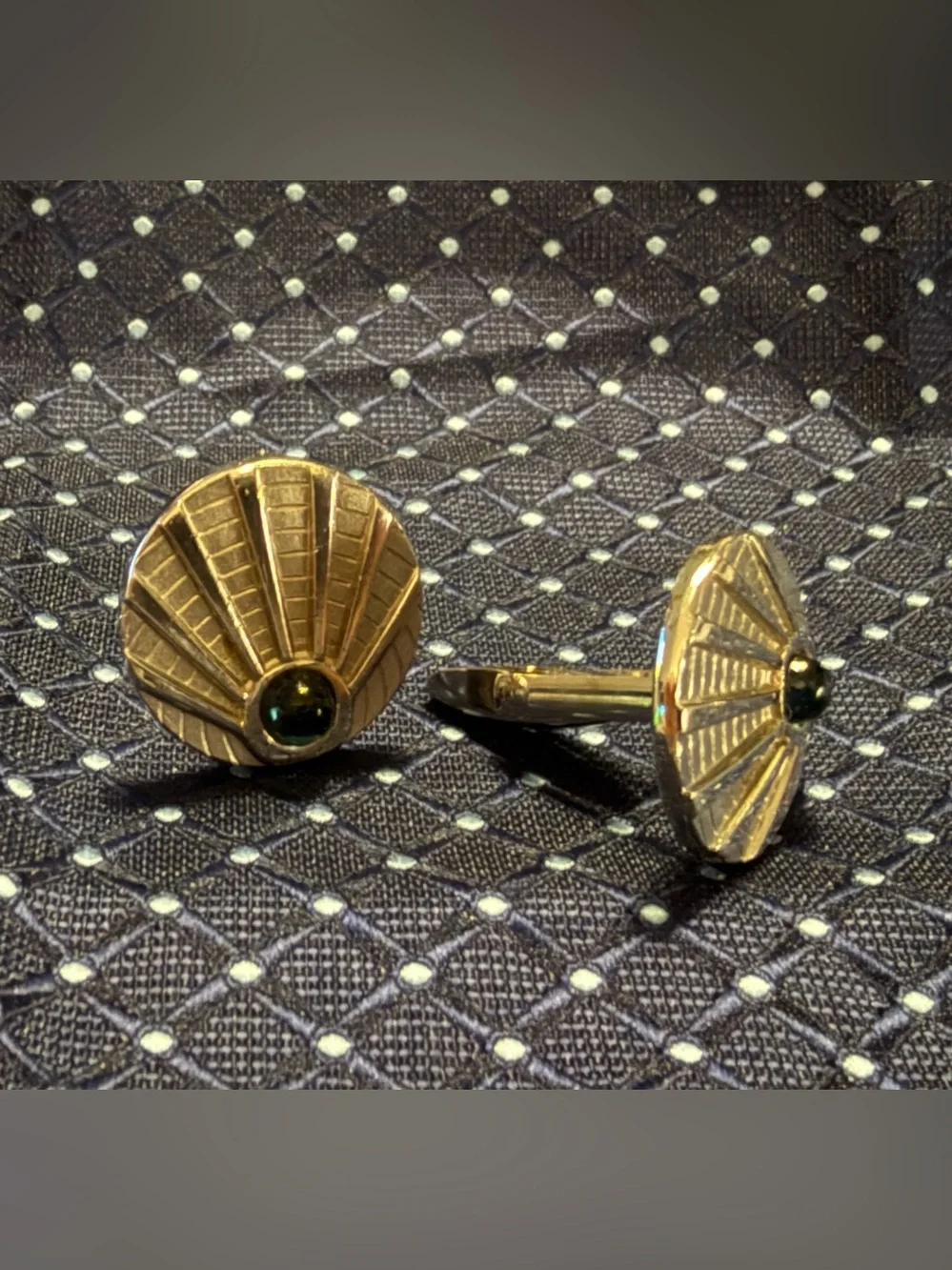 Gold-Tone Men’s Shell Cufflinks with Green Stone